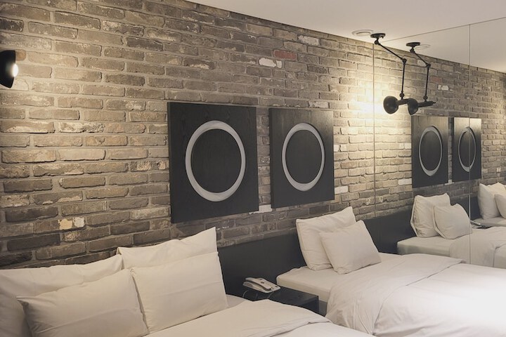 Room 21 of 45