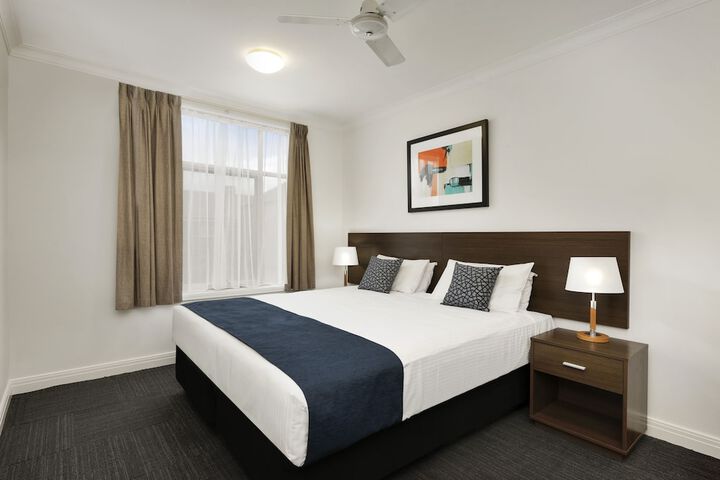 Room 2 of 26
