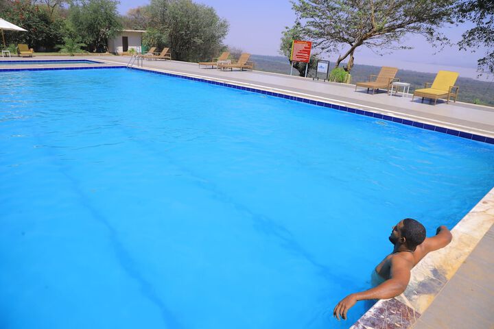 Pool 67 of 120