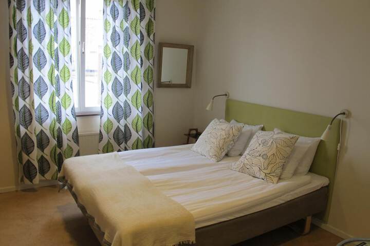 Room 12 of 53