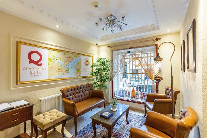 Entrance & Lobby