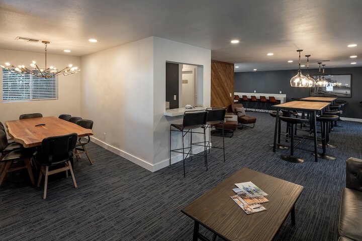 Room 135 of 185