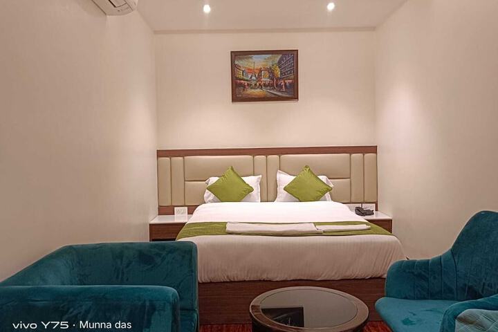 Room 14 of 29
