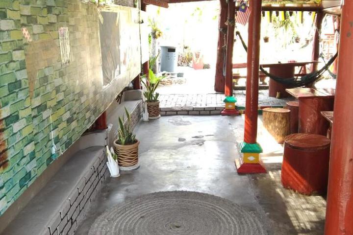 Photo 28