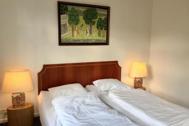 Room 103 of 109