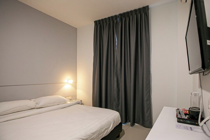 Room 12 of 45