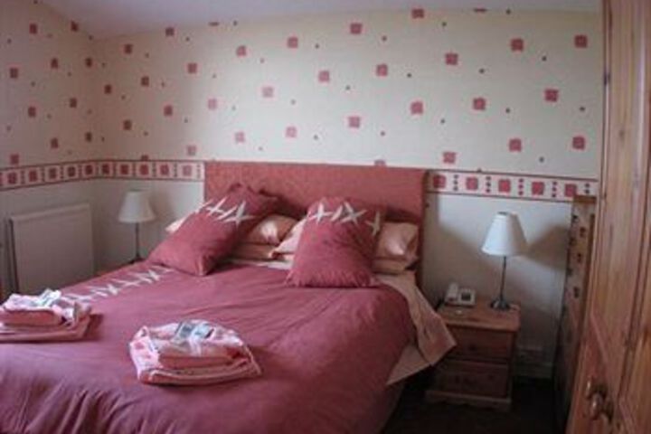 Room 2 of 11