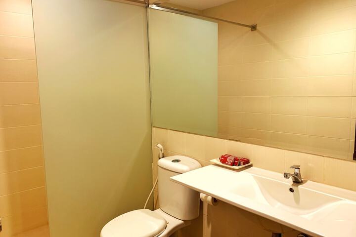 Room 15 of 26