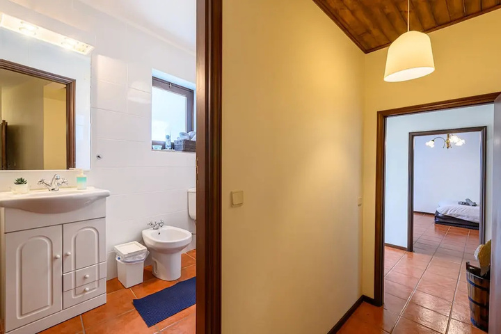 Room 7 of 20