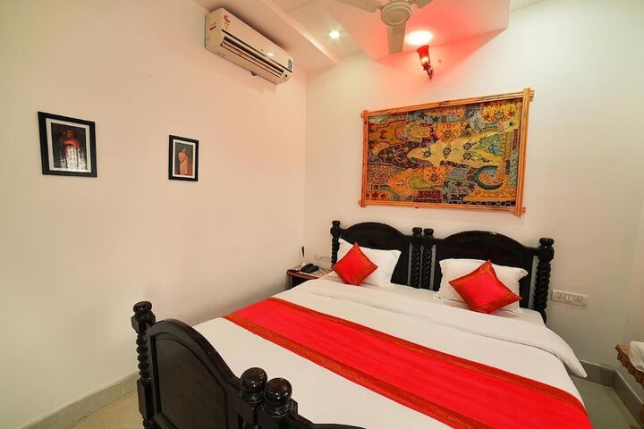 Room 20 of 36