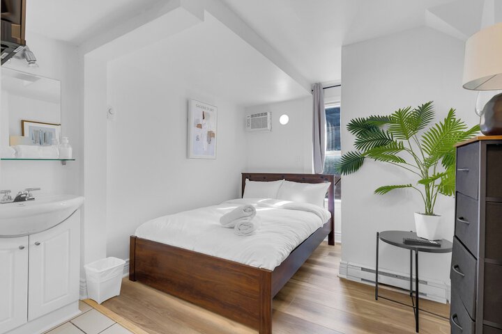 Room 75 of 174