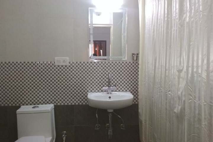 Room 45 of 60