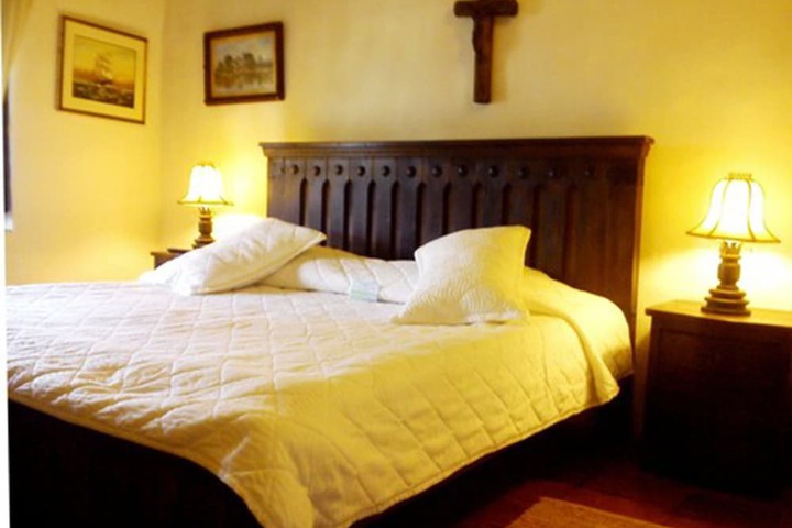 Room 27 of 50
