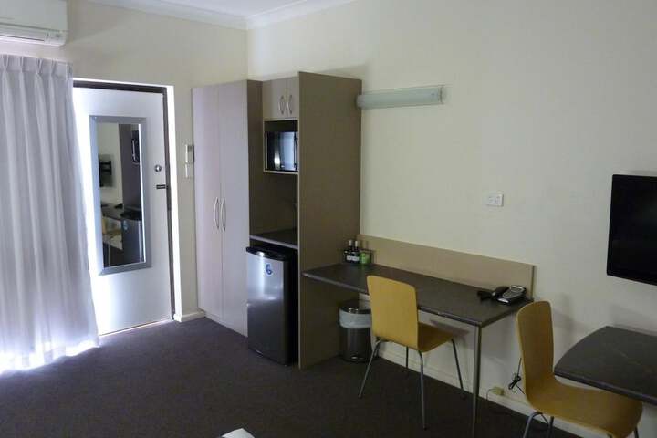 Room 16 of 35