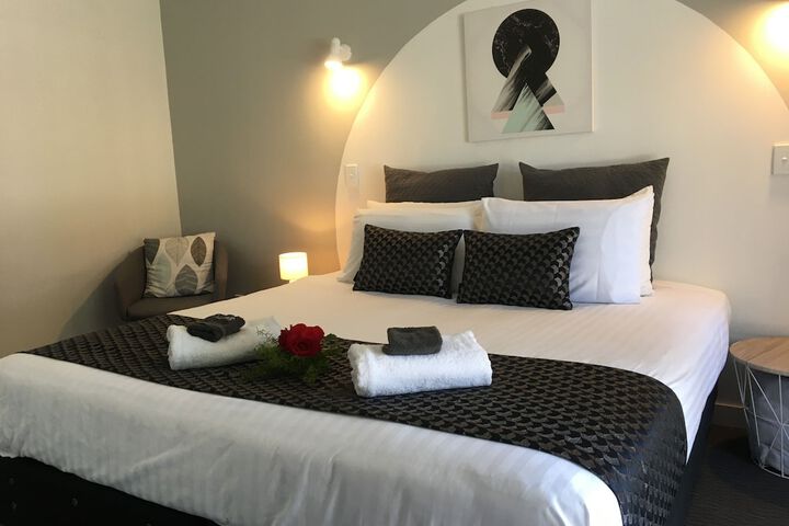 Room 16 of 141