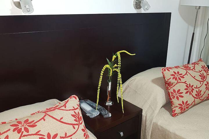 Room 21 of 37