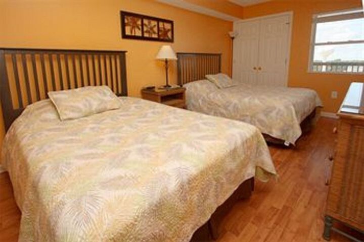 Room 16 of 36