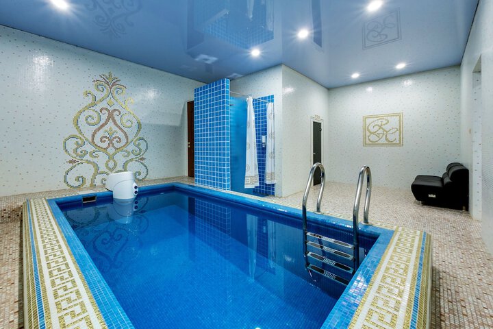 Pool 37 of 43