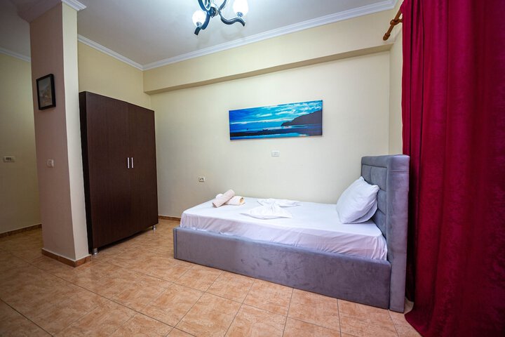 Room 16 of 56