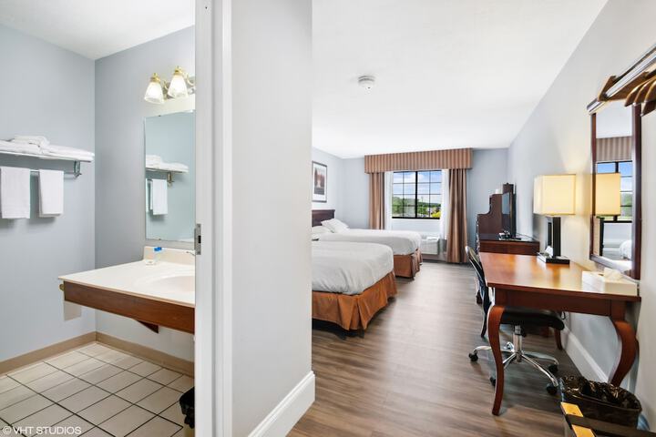 Room 15 of 49