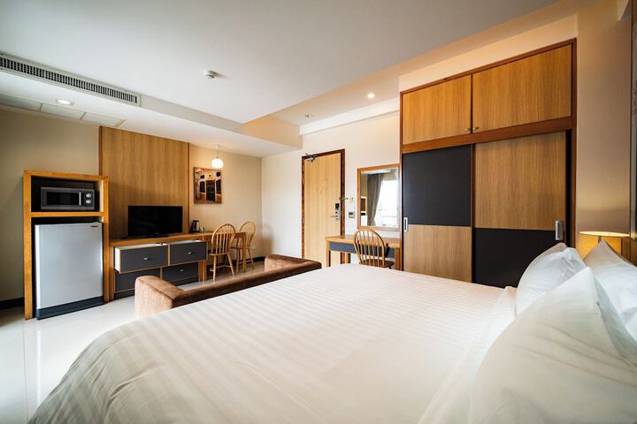 Room 20 of 63