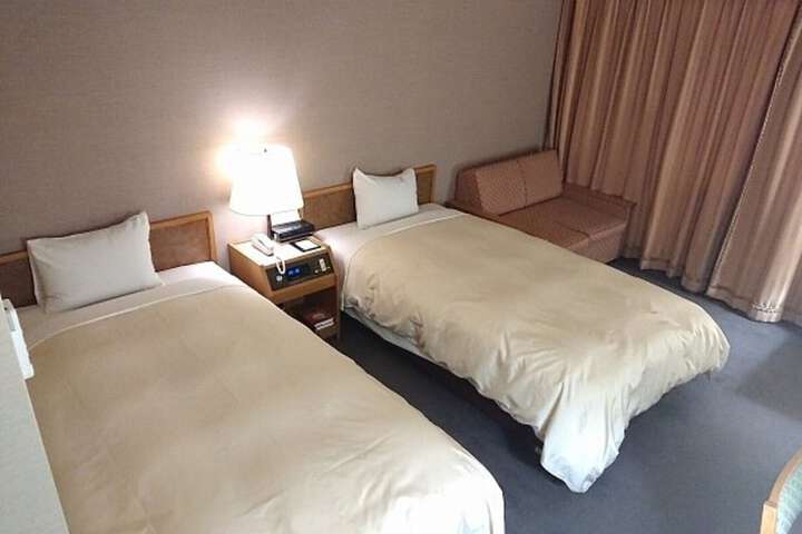 Room 37 of 116