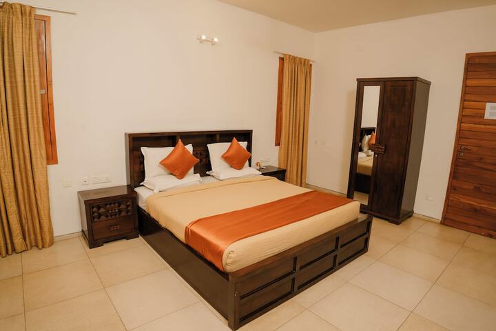 Room 45 of 147