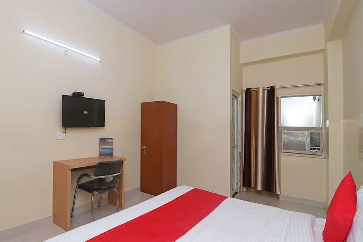 Room 15 of 25