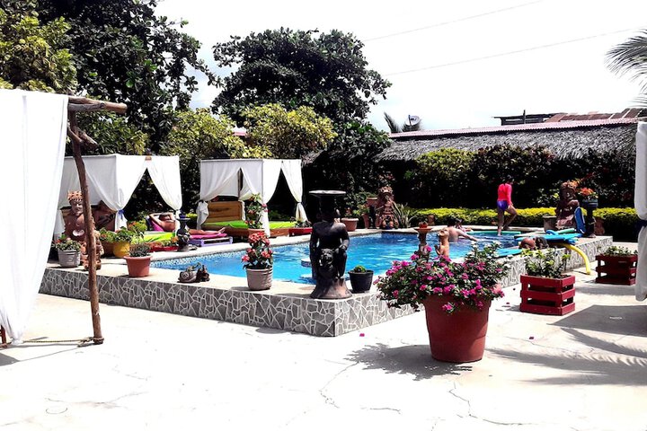 Hotel Exterior 68 of 78