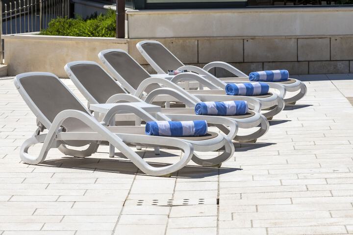 Sundeck 127 of 152
