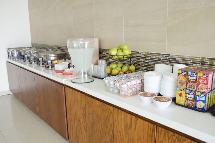 Breakfast area