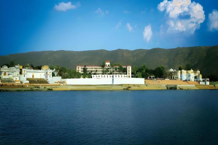 Hotel Pushkar Palace