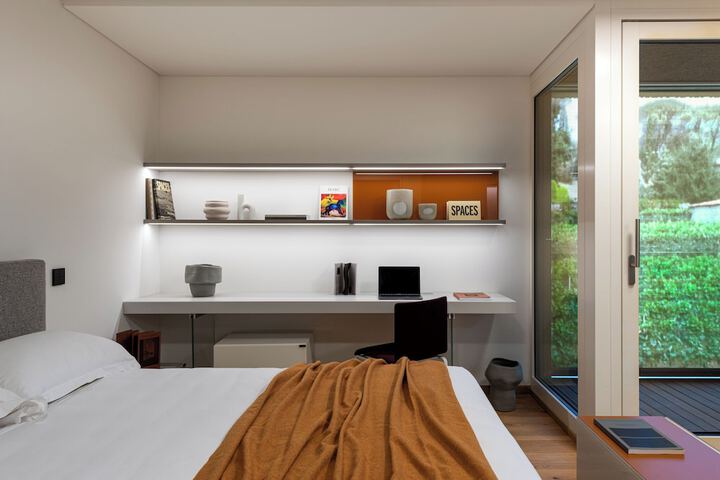 Room 15 of 49