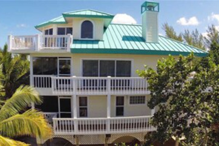 Exterior of 031-Fish Tales