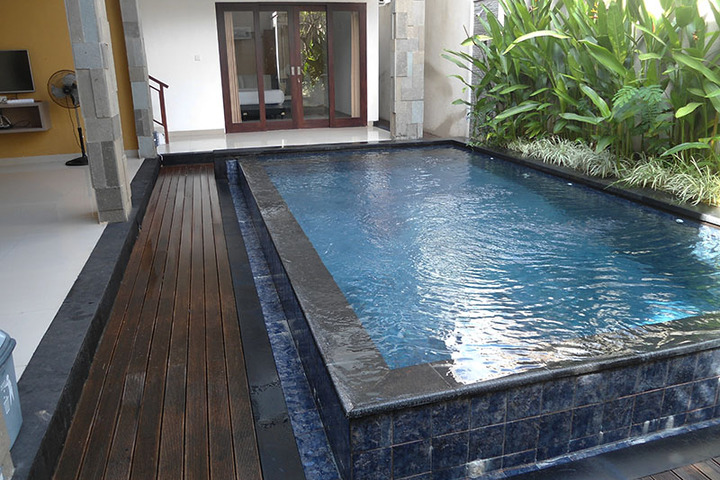 Pool 7 of 7
