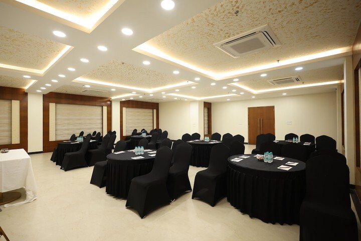 Ballroom/Hall 47 of 56