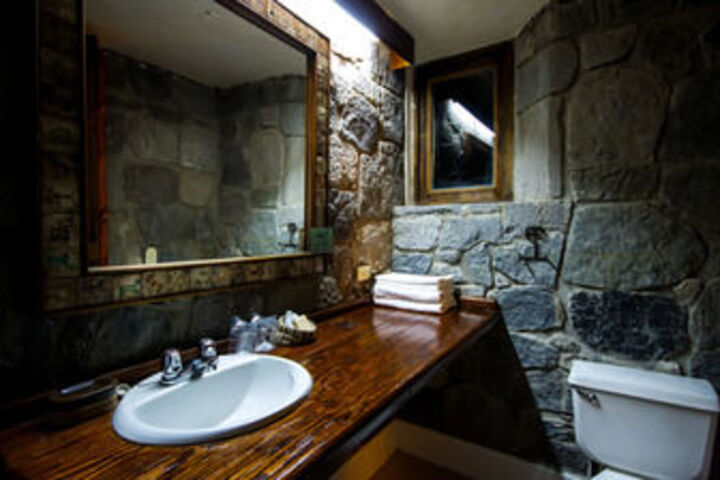 Room 4 of 29