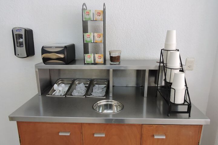 Breakfast/Coffee Service 12 of 17
