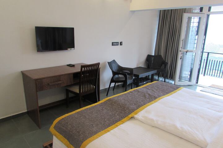 Room 12 of 47