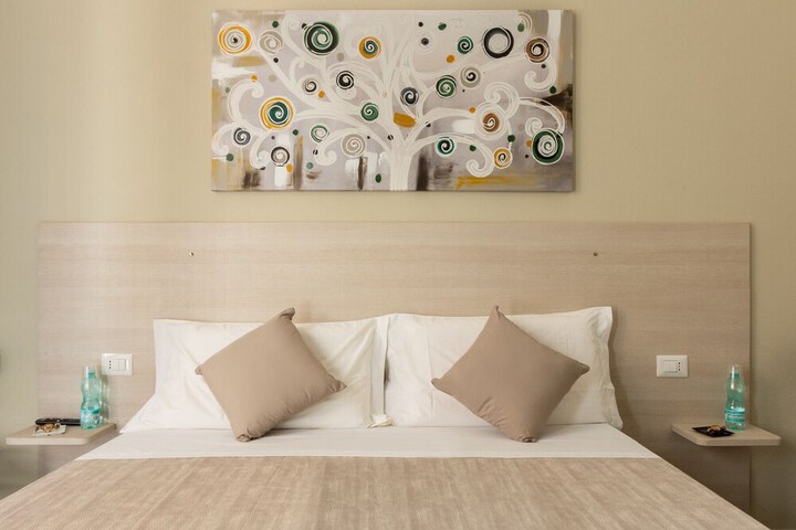 Room 19 of 49