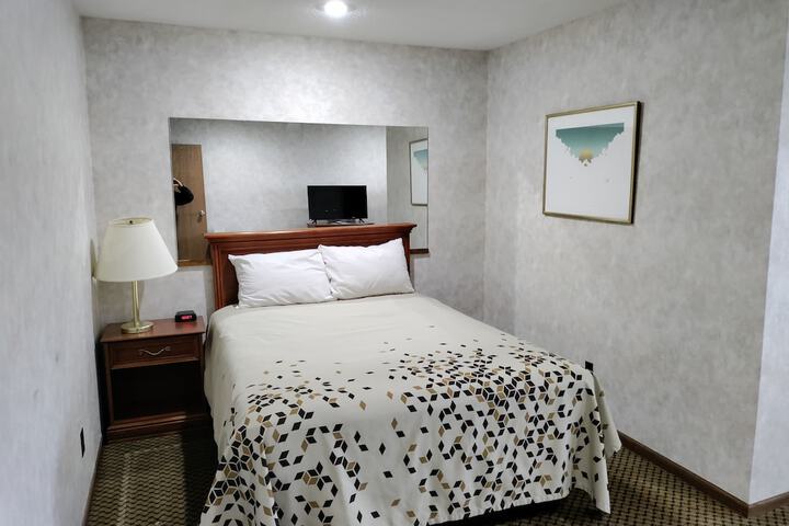 Room 16 of 43