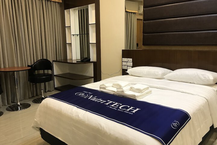 Room 8 of 21
