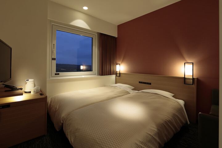 Room 17 of 49