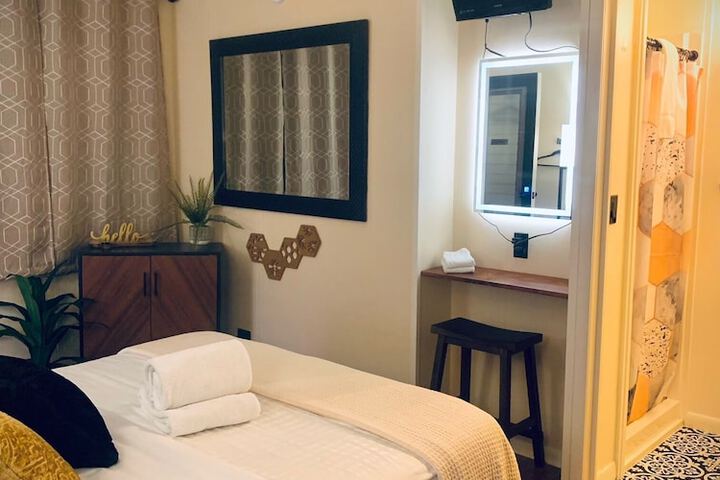 Room 58 of 100