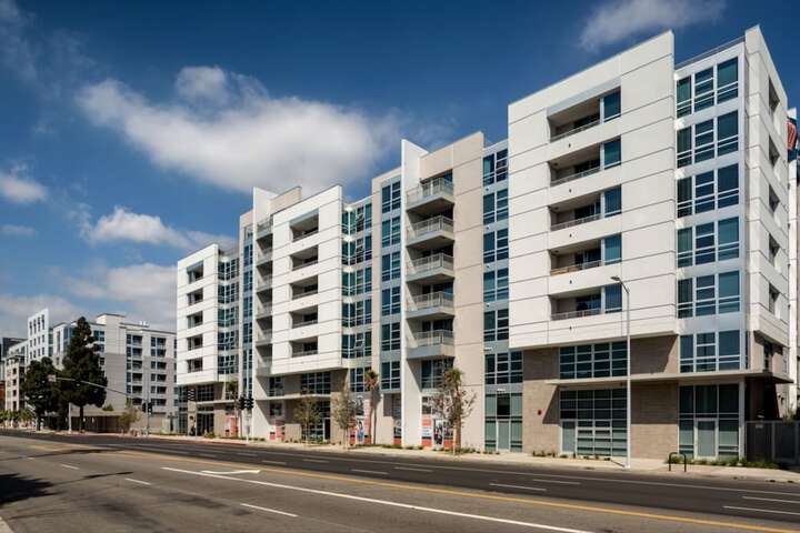 Property Grounds 73 of 76