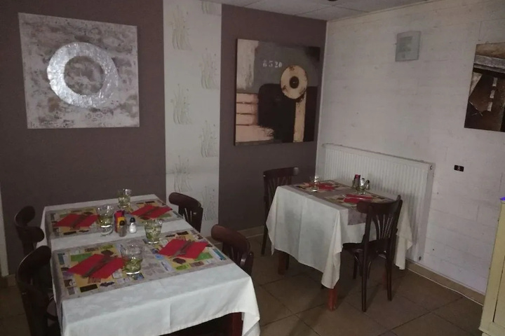 restaurant