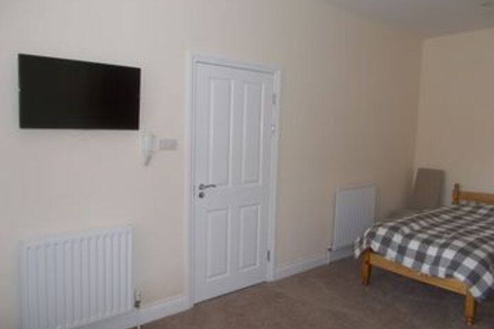 Room 14 of 22