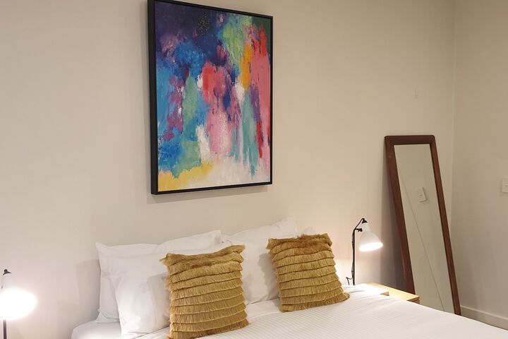 Room 6 of 6