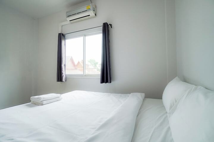 Room 18 of 79