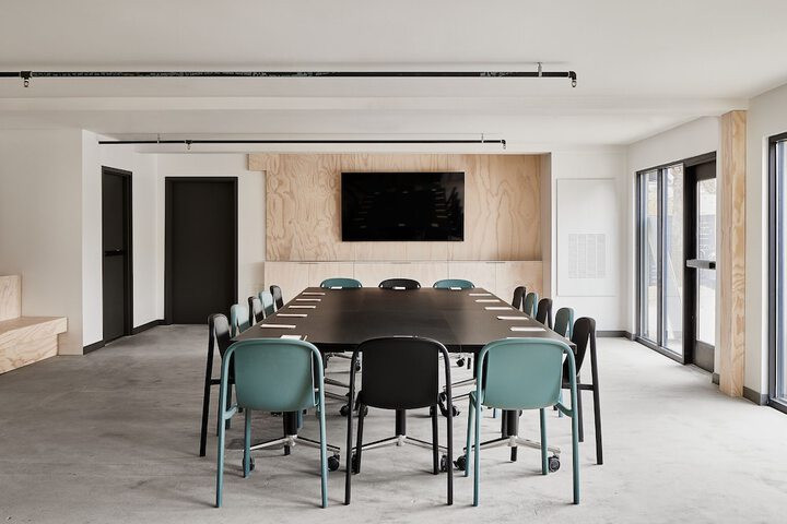Meeting facility